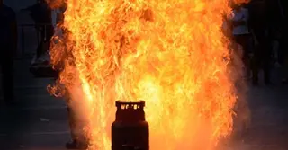 আশুলিয়ায় বাসাবাড়িতে অগ্নিকাণ্ডে চারজন দগ্ধ